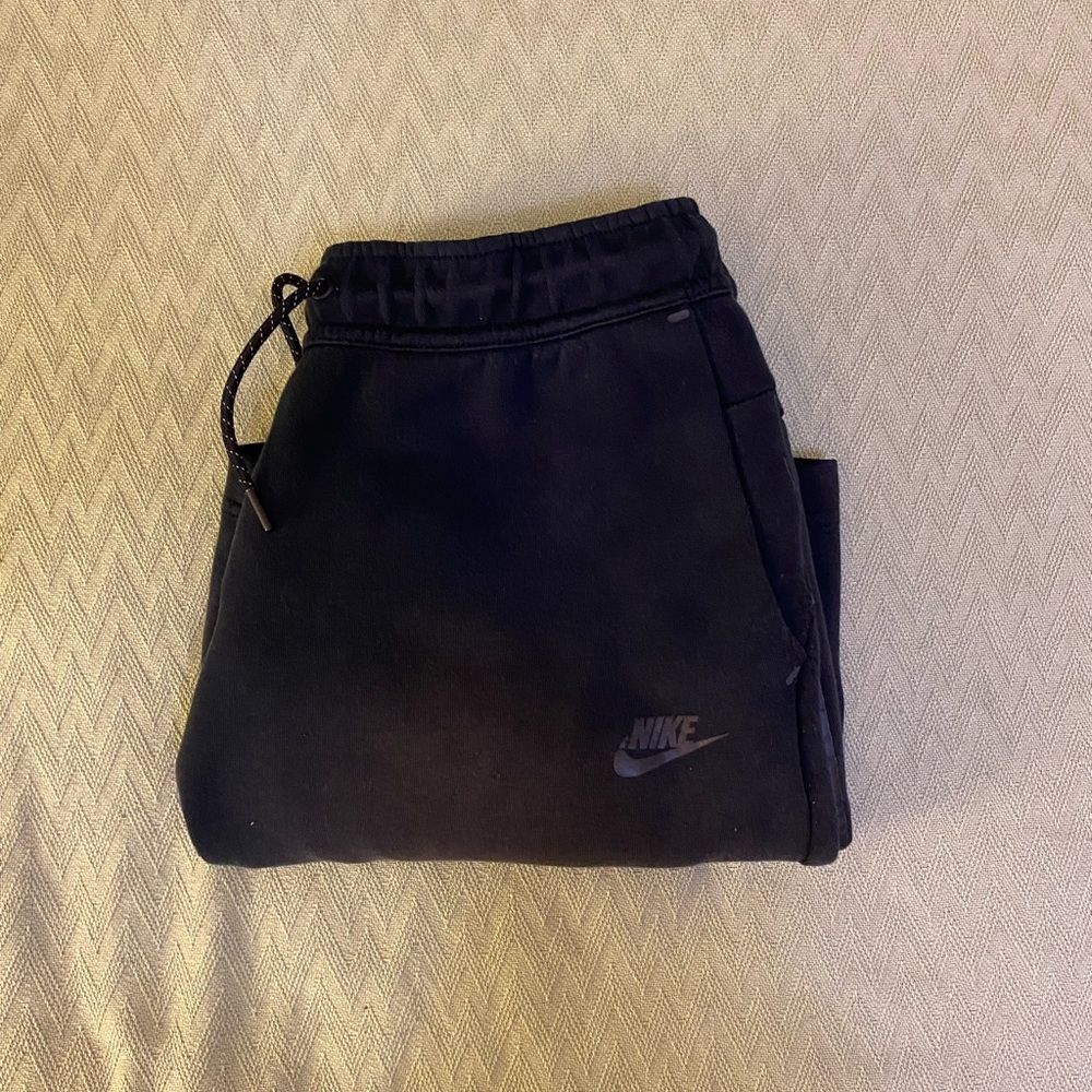 Nike Tech Shorts M